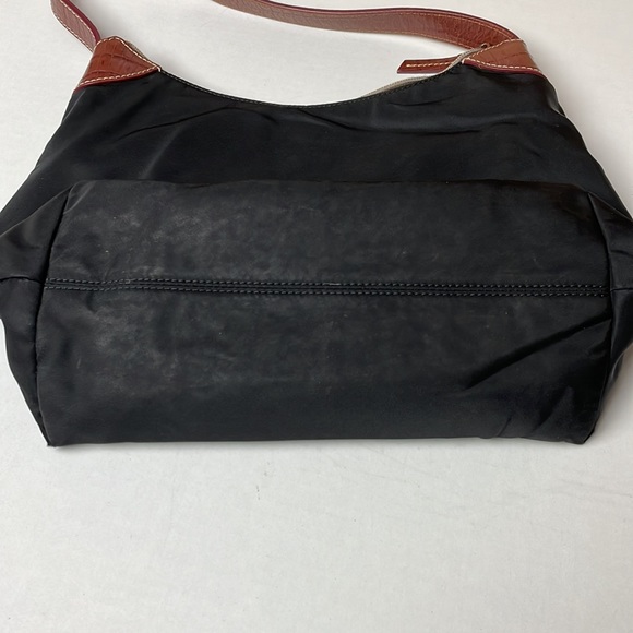 Dooney and Bourke authentic nylon/leather Small Bag - Picture 3 of 14